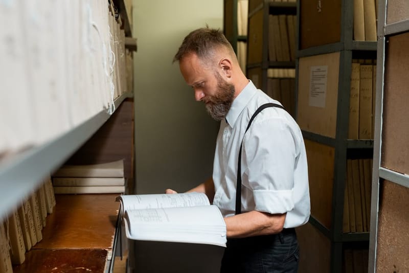 What Is Agentic Engine Optimization (AEO)? Plain English
